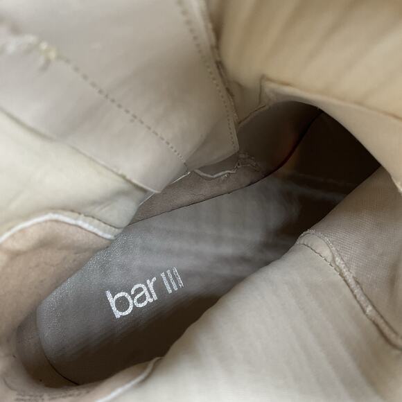 NEW Bar III Women’s Leather Chelsea Ankle Boots Ivory Size 11M - Picture 6 of 10